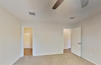 648 Blue Chalk Dr in Cedar Hill, TX - Building Photo - Building Photo