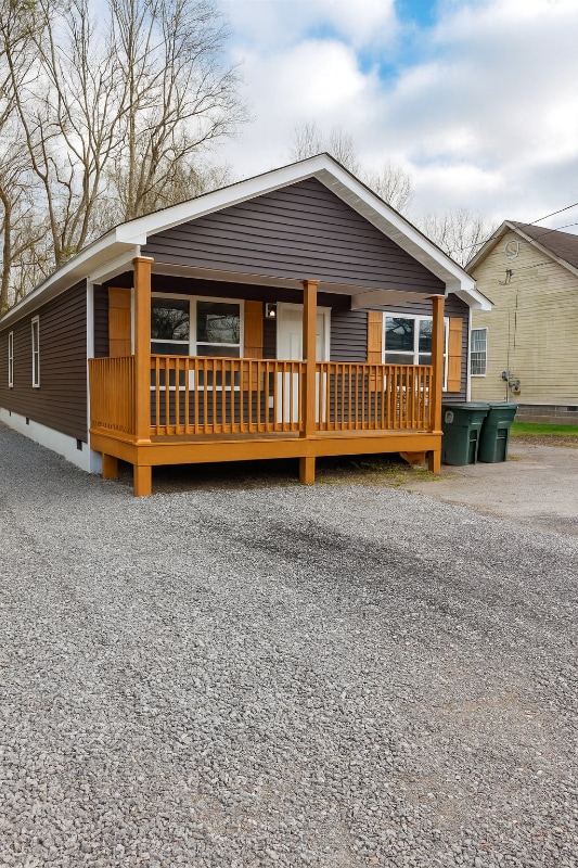 property at 1630 S Greenwood Ave