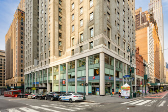 Four Park Avenue in New York, NY - Building Photo - Building Photo