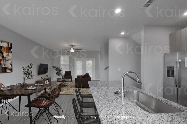 1518 S Razorback Rd in Fayetteville, AR - Building Photo - Building Photo