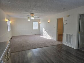 100 Easy Ln in Spring Lake, NC - Building Photo - Building Photo