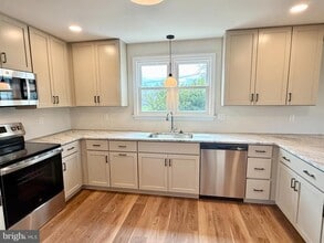 330 Gilbertsville Rd in Gilbertsville, PA - Building Photo - Building Photo