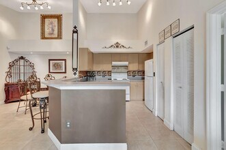 923 Villa Cir in Boynton Beach, FL - Building Photo - Building Photo