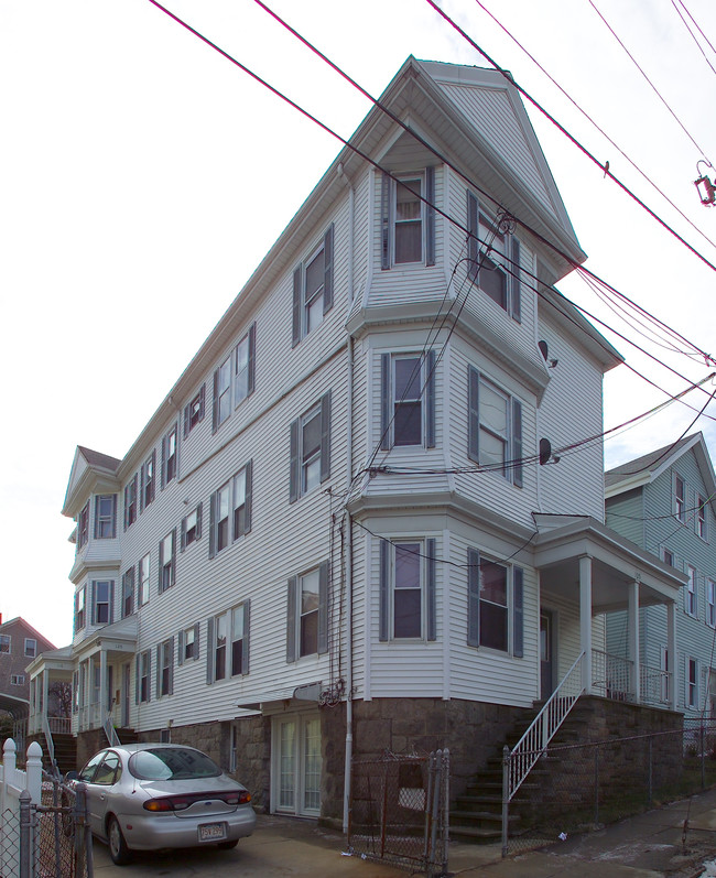 120 Diman St in Fall River, MA - Building Photo - Building Photo