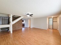 2341 Triway Ln in Houston, TX - Foto de edificio - Building Photo