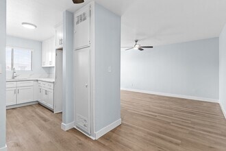 273 South Bonnie Brae in Los Angeles, CA - Building Photo - Interior Photo