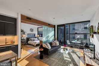 2250 11th St NW, Unit 207 in Washington, DC - Building Photo - Building Photo