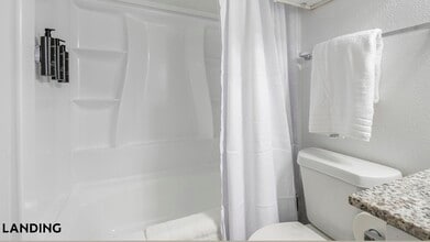 1225 E Pleasant Run Rd, Unit 1605 in Desoto, TX - Foto de edificio - Building Photo