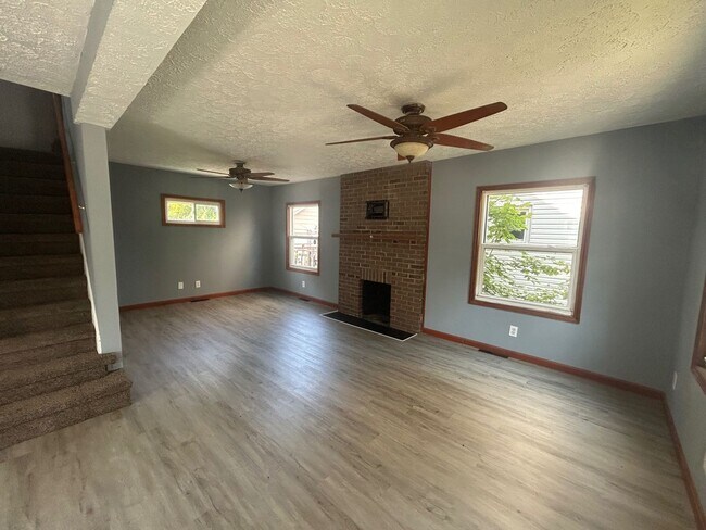 4460 Broadale Rd in Cleveland, OH - Building Photo - Building Photo