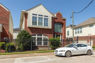 1716 Aden Dr in Houston, TX - Building Photo
