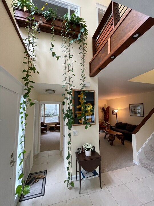 1150 W Capitol Dr in San Pedro, CA - Building Photo