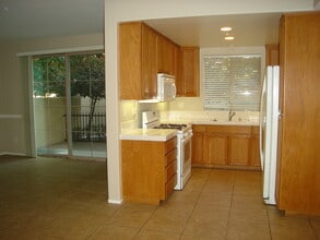 1440 Patricia Ave in Simi Valley, CA - Building Photo - Building Photo