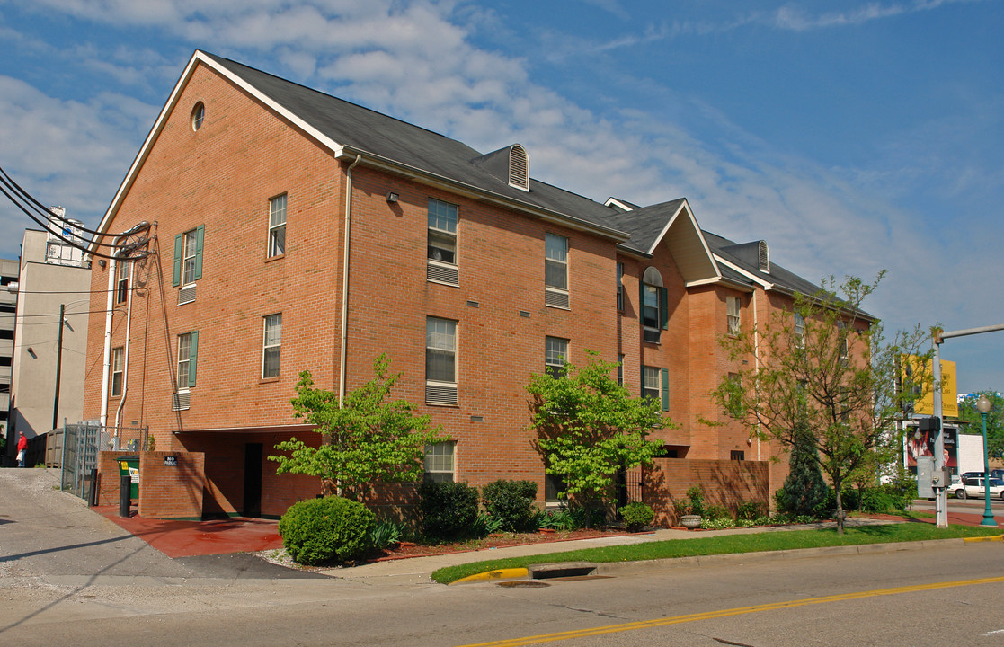 Smith Street Station Apartments in Charleston, WV - Building Photo