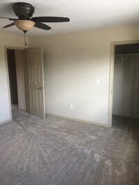 256 E Outer Rd photo'