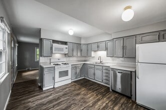 515 12th Ave NW in New Brighton, MN - Building Photo - Building Photo