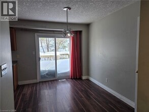 220 Snowdrop Crescent in Kitchener, ON - Building Photo - Building Photo