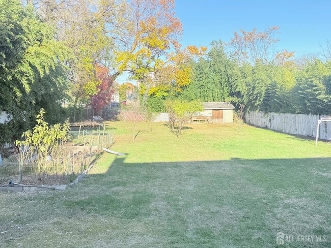 25 Reed Street in Edison, NJ - Building Photo - Building Photo