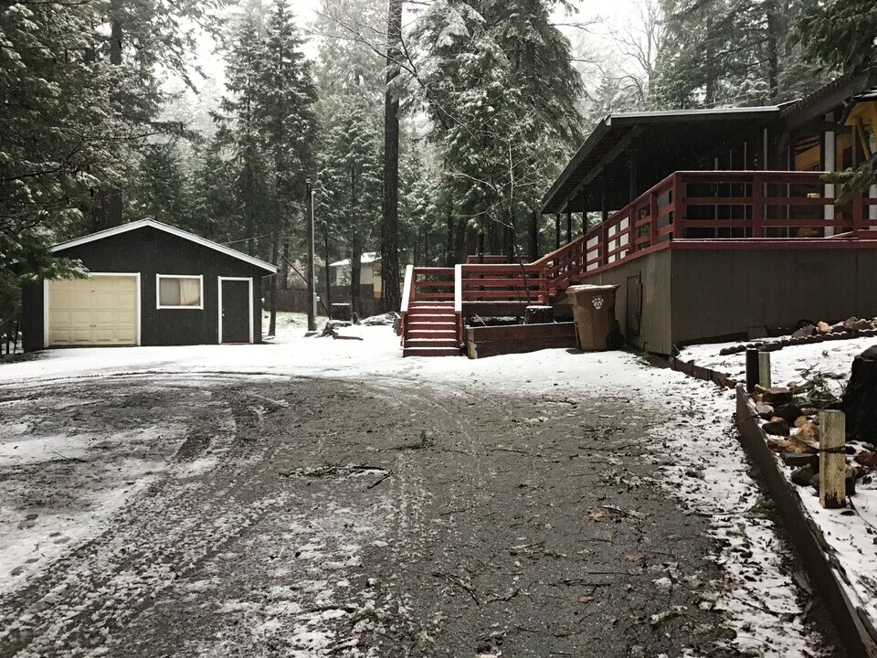 15028 Jack Pine Way in Magalia, CA - Building Photo