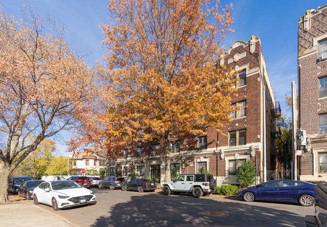 839 E 19th St in Brooklyn, NY - Foto de edificio - Building Photo