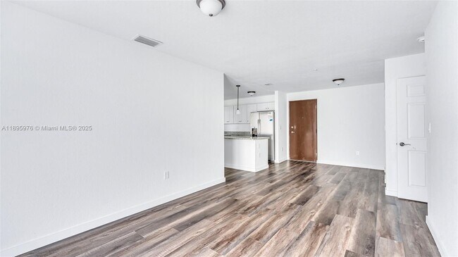13370 SW 251st Terrace in Princeton, FL - Building Photo - Building Photo