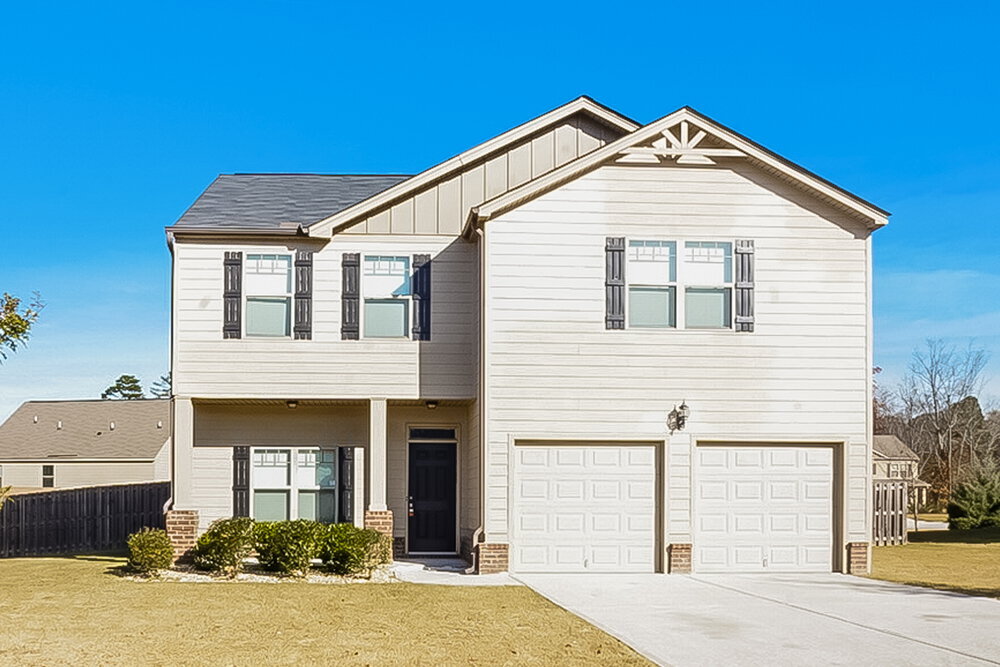 8581 Braylen Manor Dr in Douglasville, GA - Building Photo