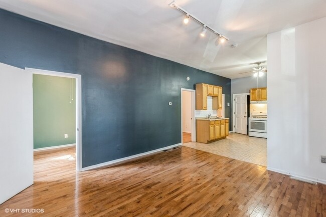 600 N May St-Unit -1 in Chicago, IL - Building Photo - Building Photo