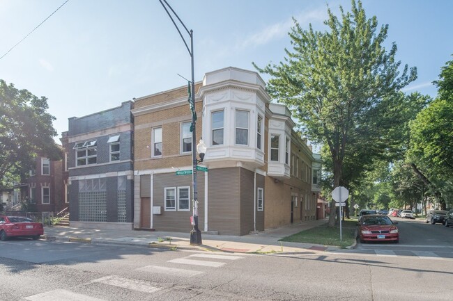 property at 3625 W Wrightwood Ave