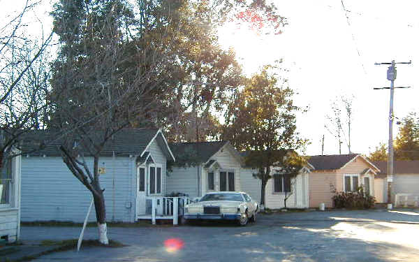 Colgan Creek Cottages in Santa Rosa, CA - Building Photo