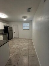 1980 S East Ave in Sarasota, FL - Building Photo - Building Photo