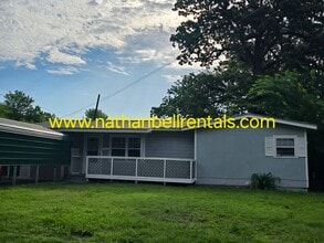 325 17th St NE in Paris, TX - Building Photo - Building Photo