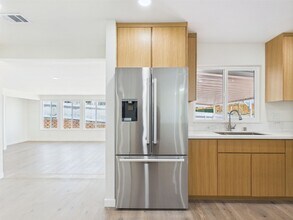 1447 Olive Ave in Vista, CA - Building Photo - Building Photo