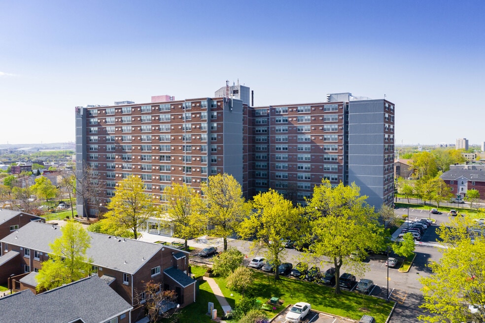 Ivy Hill Park Apartments Newark, NJ Apartments For Rent