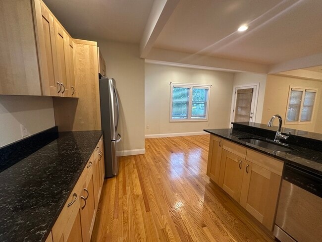 23 Beech St in Framingham, MA - Foto de edificio - Building Photo