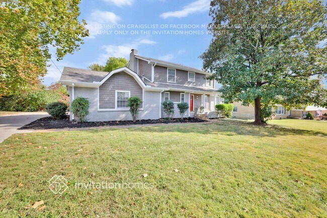property at 116 Del Crest Dr