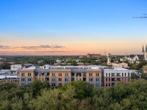 Capital Collective Luxury Apartments in Savannah, GA - Foto de edificio - Building Photo