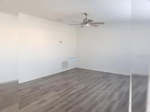 4486 Yorkshire Ave in Spring Hill, FL - Building Photo - Building Photo