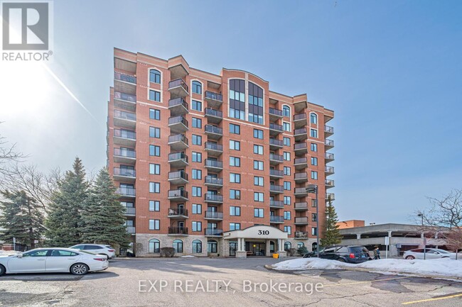 310-310 Central Park Dr in Ottawa, ON - Building Photo - Building Photo