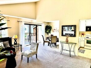 1314 La Terrace Cir, Unit 1314 in San Jose, CA - Building Photo - Building Photo