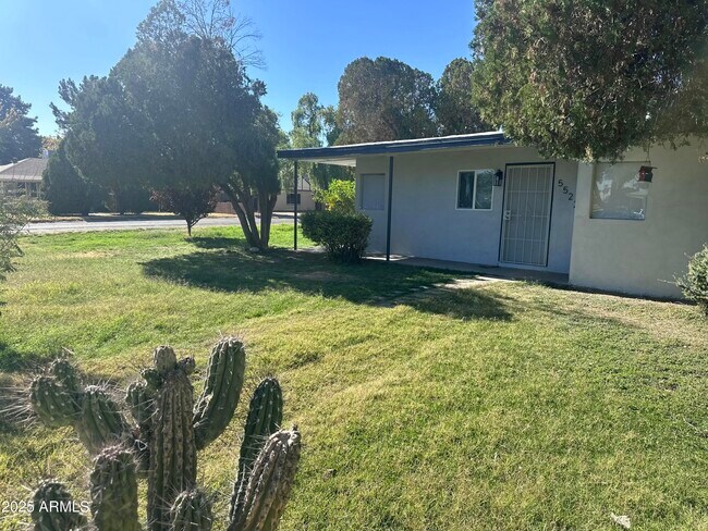 5522 N 24th Ave in Phoenix, AZ - Building Photo - Building Photo