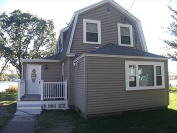 property at 31 Riverbank Rd