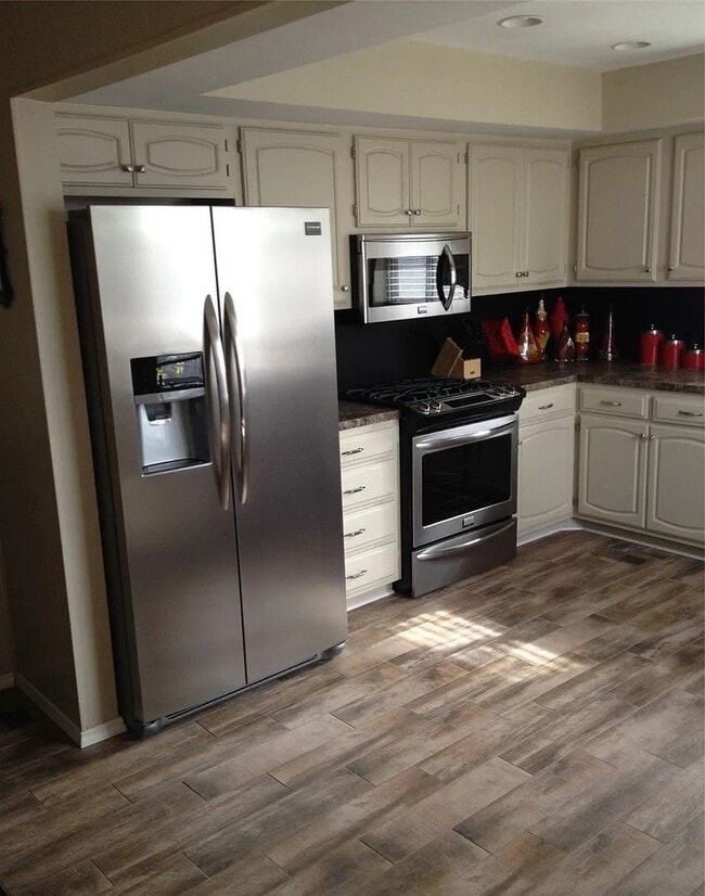 6710 E 69th St in Tulsa, OK - Building Photo - Building Photo