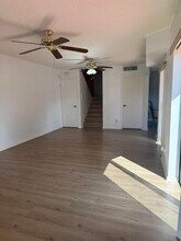 6115 Seven Springs Blvd in Greenacres, FL - Building Photo - Building Photo