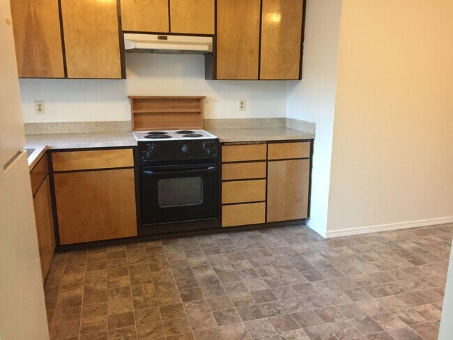 4791-4793 Royal Ave in Eugene, OR - Building Photo - Building Photo