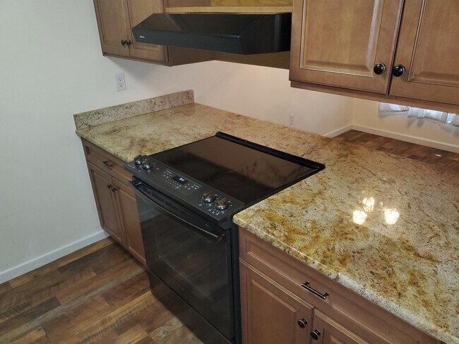 8212 11th St N in St. Petersburg, FL - Building Photo - Building Photo