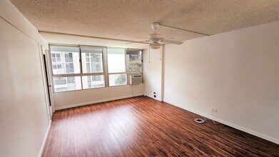 1621 Dole St in Honolulu, HI - Building Photo - Building Photo
