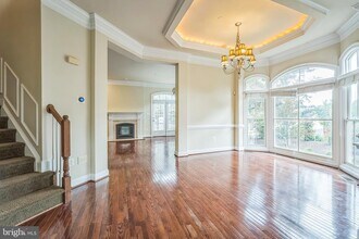 7000 Eastern Red Cedar Ln in McLean, VA - Building Photo - Building Photo