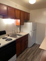 105 Gilson Ave, Unit 2 in Weirton, WV - Building Photo