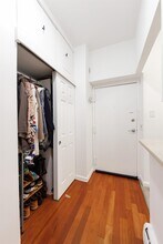 168 Coles St in Jersey City, NJ - Building Photo - Building Photo