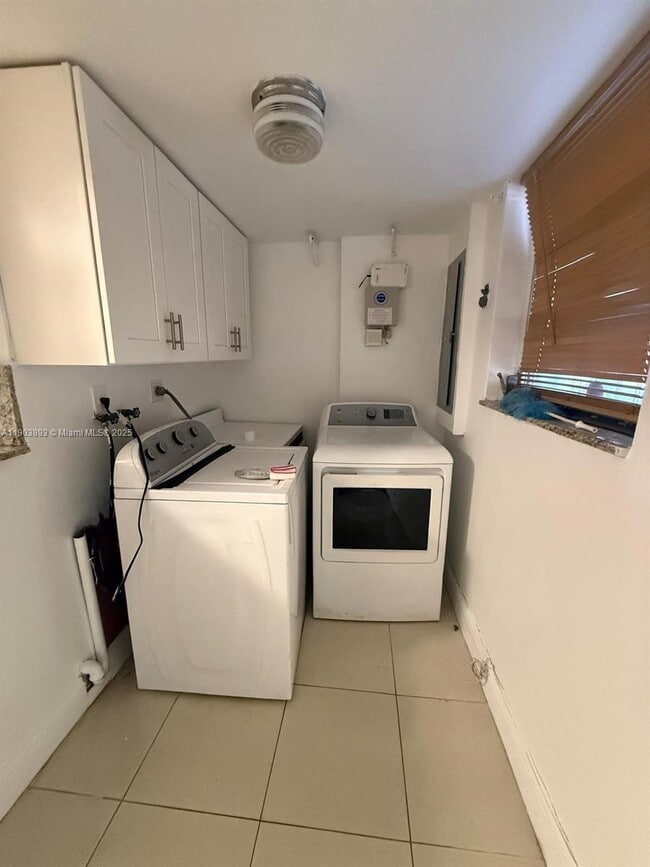 1630 W 74th St in Hialeah, FL - Building Photo - Building Photo