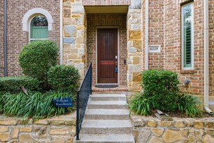 4229 Broadway Ave in Flower Mound, TX - Building Photo